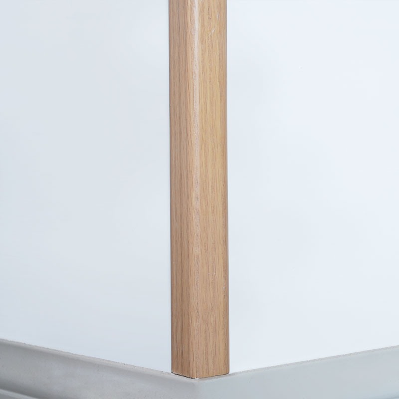 Striscia di transizione in legno massello ad angolo retto (90°) (rivestita con impiallacciatura di quercia rossa + vernice) - Colore rovere 1 1/9' x 1 1/9'