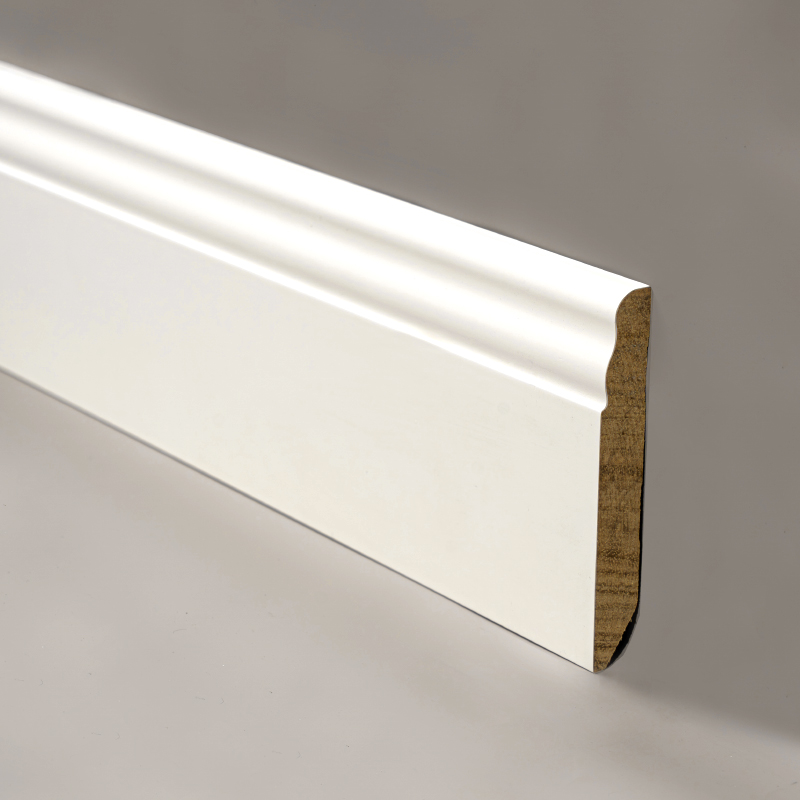Battiscopa in legno massello (primerizzato e verniciato) - Bianco 3/5' x 3 15/16'